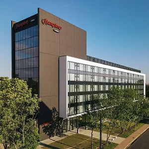 Hotel Hampton By Hilton Reduta